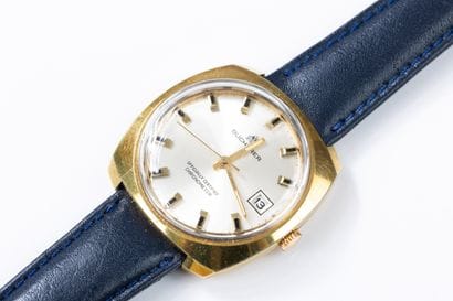 BUCHERER circa 1970/75. 
Gold-plated wristwatch...