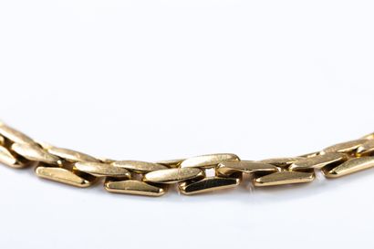 Fancy mesh bracelet in yellow gold. Lobster...