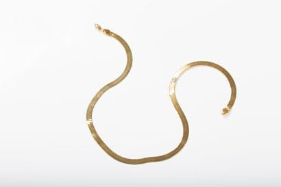 Yellow gold necklace with mirror finish (slight...