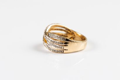 Ring in yellow gold with interlaced wires...