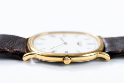 LONGINES Les Grands Classiques, circa ?
Gold-plated...