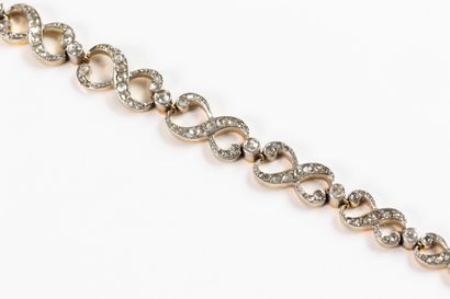 Drop bracelet in yellow gold and platinum...
