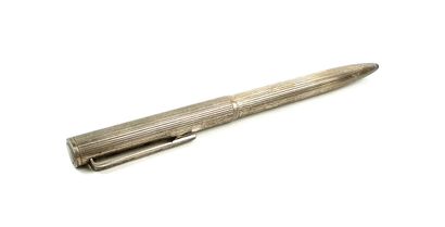 DUNHILL
925 thousandths silver ballpoint...