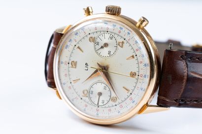 LIP circa 1960. 
Gold chronograph wristwatch,...