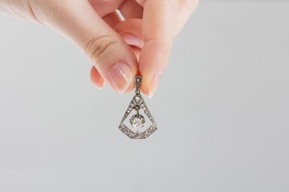 Hexagonal gold and platinum Art Deco pendant...