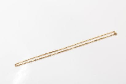 Yellow gold forçat chain. Spring-ring clasp....