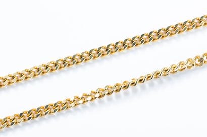 Yellow gold chain with solid curb chain link....