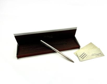 ST DUPONT
925 thousandths silver ballpoint...