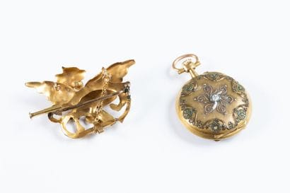 Collar watch no. 9275, 1st quarter 20th century.
Round...