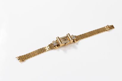 RIX Paris - circa 1940. 
Beautiful gold wristwatch,...