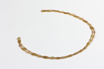 Yellow gold long necklace with olive and...