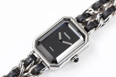 CHANEL Première O.G.81637, contemporary series.
Ladies'...