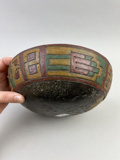 Bowl with polychrome champlevé decoration...