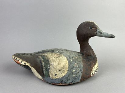 Antique wooden duck caller. Trace of polychromy....