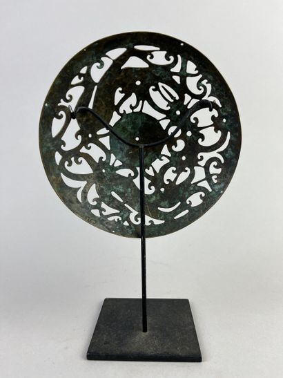 Head ornament, openwork skullcap with geometric...
