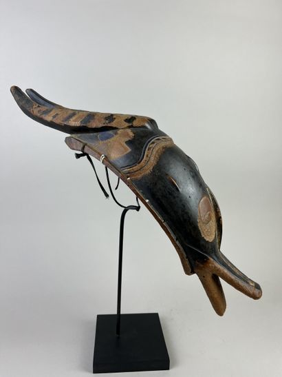 Old zamble mask. Representation of an antelope....