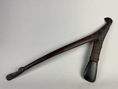 Antique monetary blade holder. Although it...