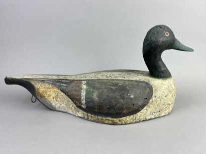 Antique wooden duck caller. Traces of polychromy....