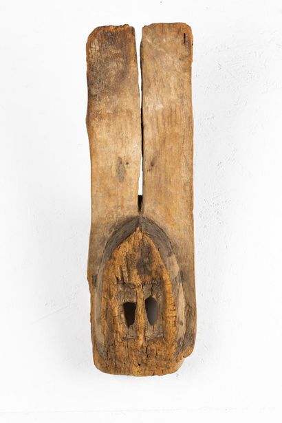 Gomintogo mask. Representation of an antelope....