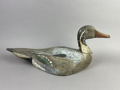 Antique wooden duck caller. Traces of polychromy....