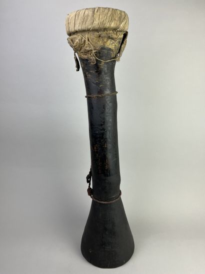 Hand drum with a beautiful patina of age...