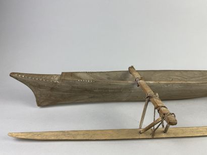 Outrigger dugout model. Wood and fiber. Dimensions:...