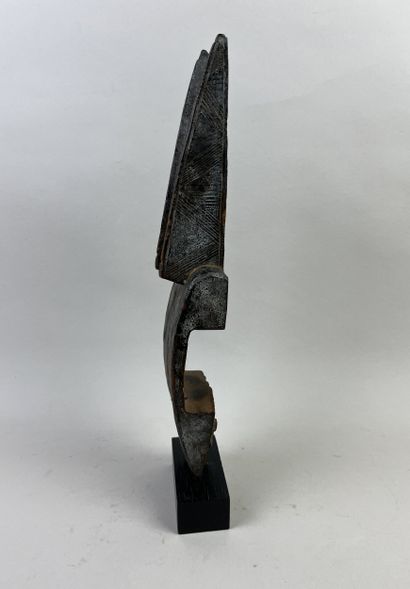 Case lock. Representation of the horns of...