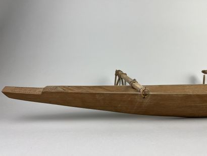 Outrigger dugout model. Wood and fiber. Dimensions:...
