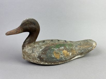 Antique wooden duck caller. Trace of polychromy....