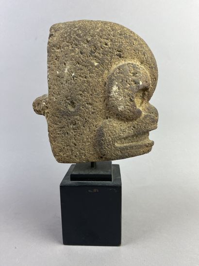 Hacha. The flattened faces on either side...