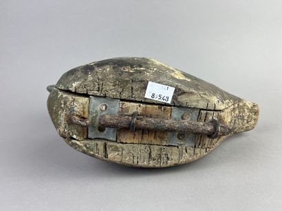 Antique wooden duck caller. Presence of its...