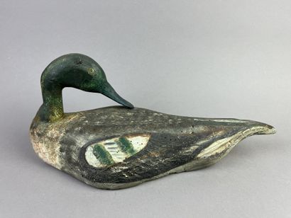 Antique wooden duck caller. Trace of polychromy....