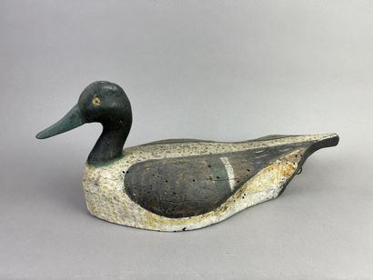Antique wooden duck caller. Traces of polychromy....