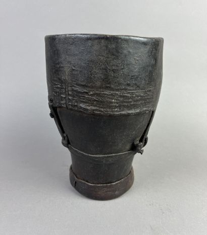 Small hand drum. Wood covered with buffalo...