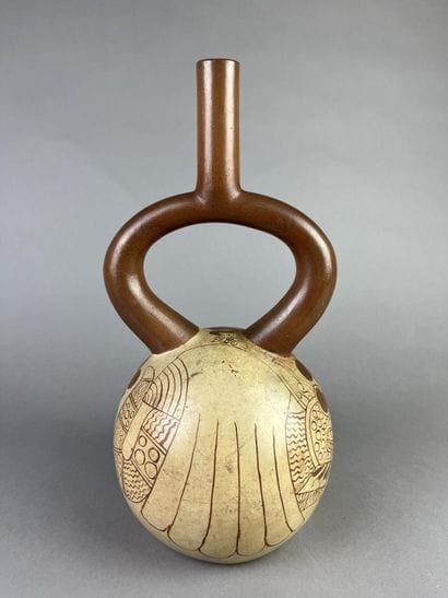 Spherical vase with flat bottom and stirrup...