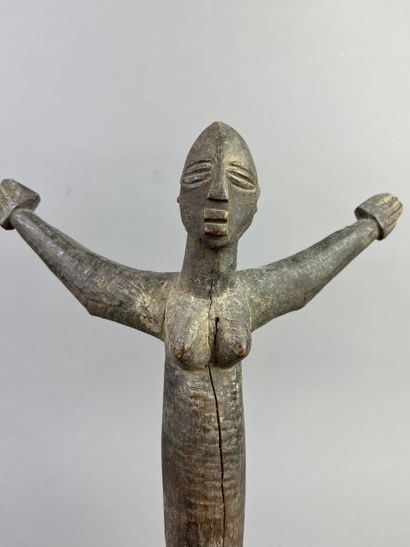 Bateba. Statuette used for funeral rites....