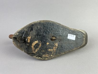 Antique wooden duck caller. Trace of polychromy....