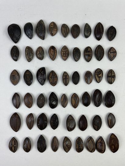 Set of 53 abbia game chips. The luck of the...