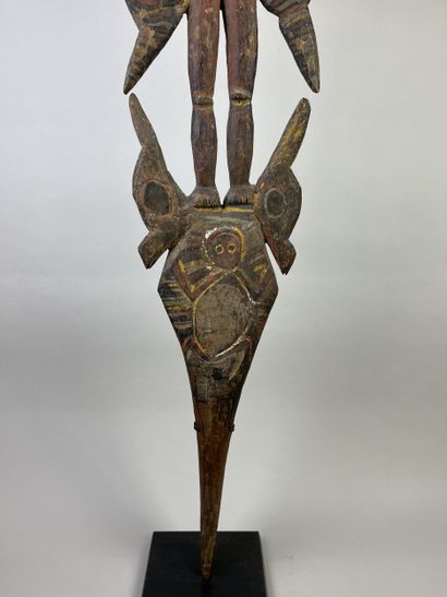 Sculpture/pic representing a nggwal, or ancestor...