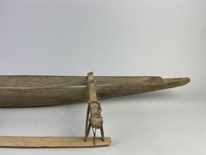 Outrigger dugout model. Wood and fiber. Dimensions:...