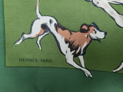 HERMES Paris
Carré de soie à décor d'une...