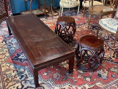 CHINE
Importante table basse en bois exotique...