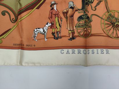 HERMES Paris
Carré de soie modèle 