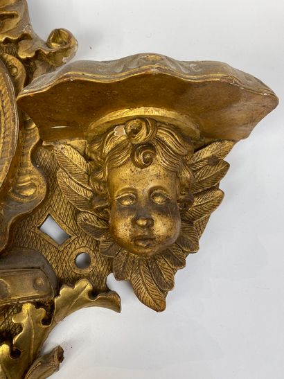Console d'applique en bois et stuc doré à...