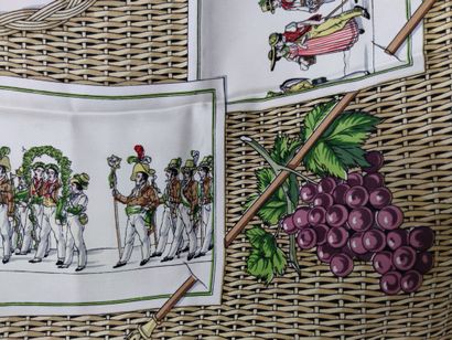 HERMES Paris
Carré de soie modèle 
