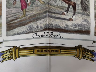 HERMES Paris
Carré de soie modèle 