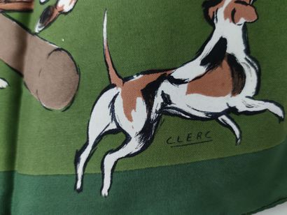 HERMES Paris
Carré de soie à décor d'une...