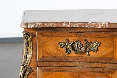 Commode en marqueterie de bois de rose et...