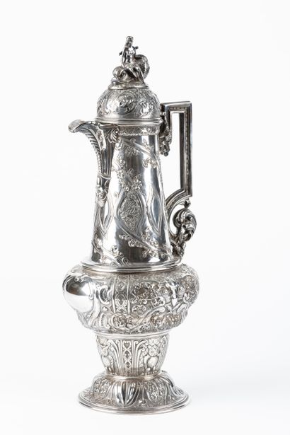 AIGUIERE en argent (800). LONDRES, Stephen...