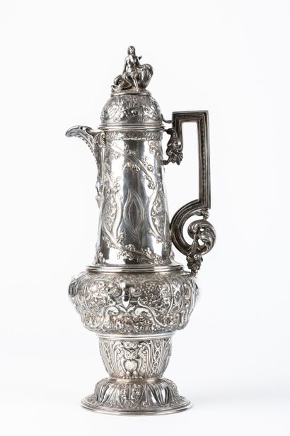 AIGUIERE en argent (800). LONDRES, Stephen...